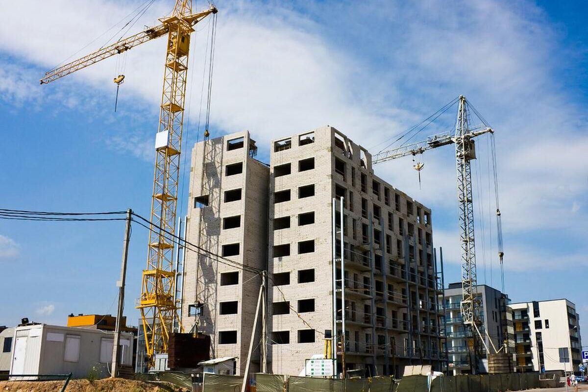 1751348121-宁夏沙坡头区迎水桥镇枢纽工程拆迁,补偿评估与异地安置能否满足诉求?