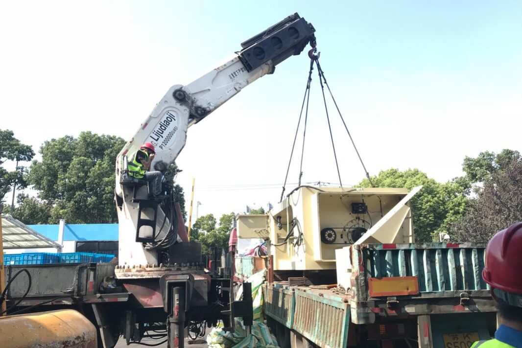 1752038822-浙江省东阳市机场项目企业拆迁:设备搬迁费是否包含在“三补偿一补贴”中?