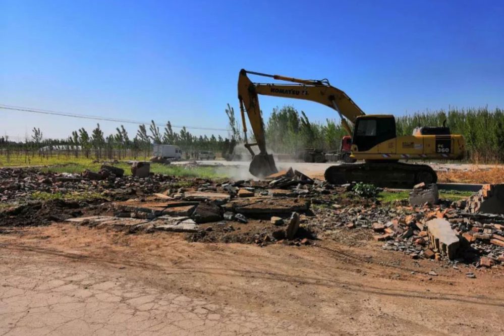 1765528444-0679af6f114429b17c8bbe9b971add59