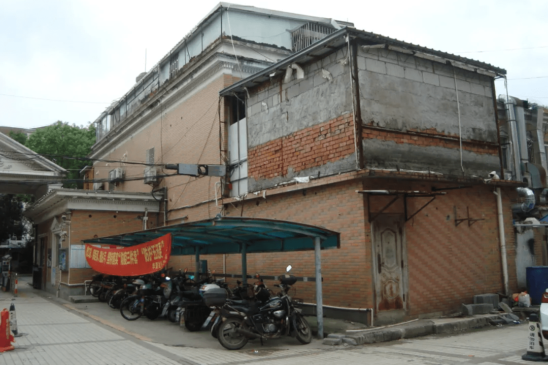 1774407761-6c0ce2633f110ed8fb8f31317c33eaa2